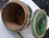 Gambar Guci Tempat Beras Tertutup