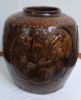 Gambar Guci Pendek Cokelat Motif Burung