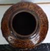Gambar Guci Pendek Cokelat Motif Burung
