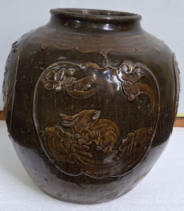 Gambar Guci Motif Kelinci