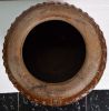 Gambar Guci Pendek Cokelat Manik - Manik Motif Bunga