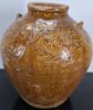 Gambar Guci Coklat Pendek Motif Kembang