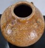 Gambar Guci Coklat Pendek Motif Kembang