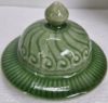 Gambar Green Celadon Temple Jar