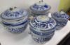Gambar Blue and White Gamching with Dragon Design