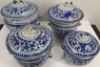Gambar Blue and White Gamching with Dragon Design