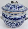 Gambar Blue and White Gamching with Dragon Design