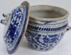 Gambar Blue and White Gamching with Dragon Design