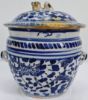 Gambar Blue and White Gamching with Dragon Design