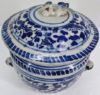 Gambar Blue and White Gamching with Dragon Design