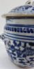 Gambar Blue and White Gamching with Dragon Design