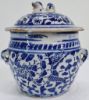 Gambar Blue and White Gamching with Dragon Design