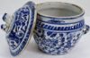 Gambar Blue and White Gamching with Dragon Design