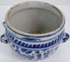 Gambar Blue and White Gamching with Dragon Design