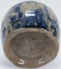 Gambar Jar Biru Putih dengan Motif Rusa