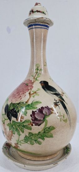 Gambar RCF Polychrome Onion Shape Vase with Lid and Base