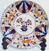Gambar Japanese Imari Plate with A Bouquet Flower on the Vase Design